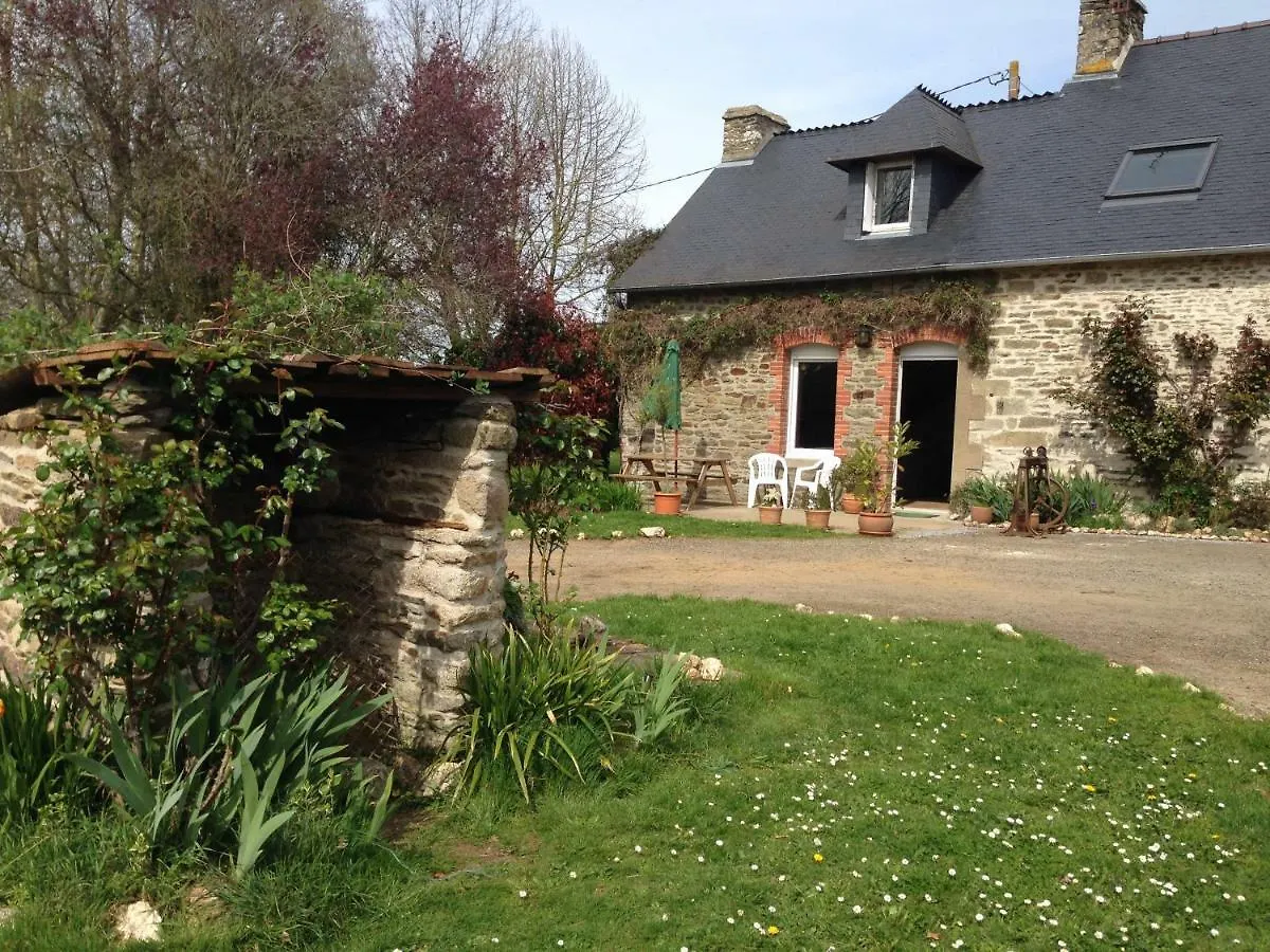 Holiday home La Ville De Mainguy Josselin France