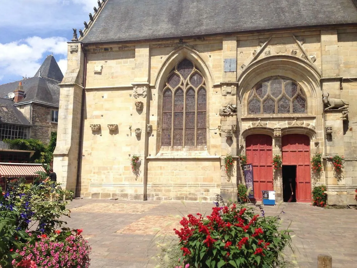 Holiday home La Ville De Mainguy Josselin